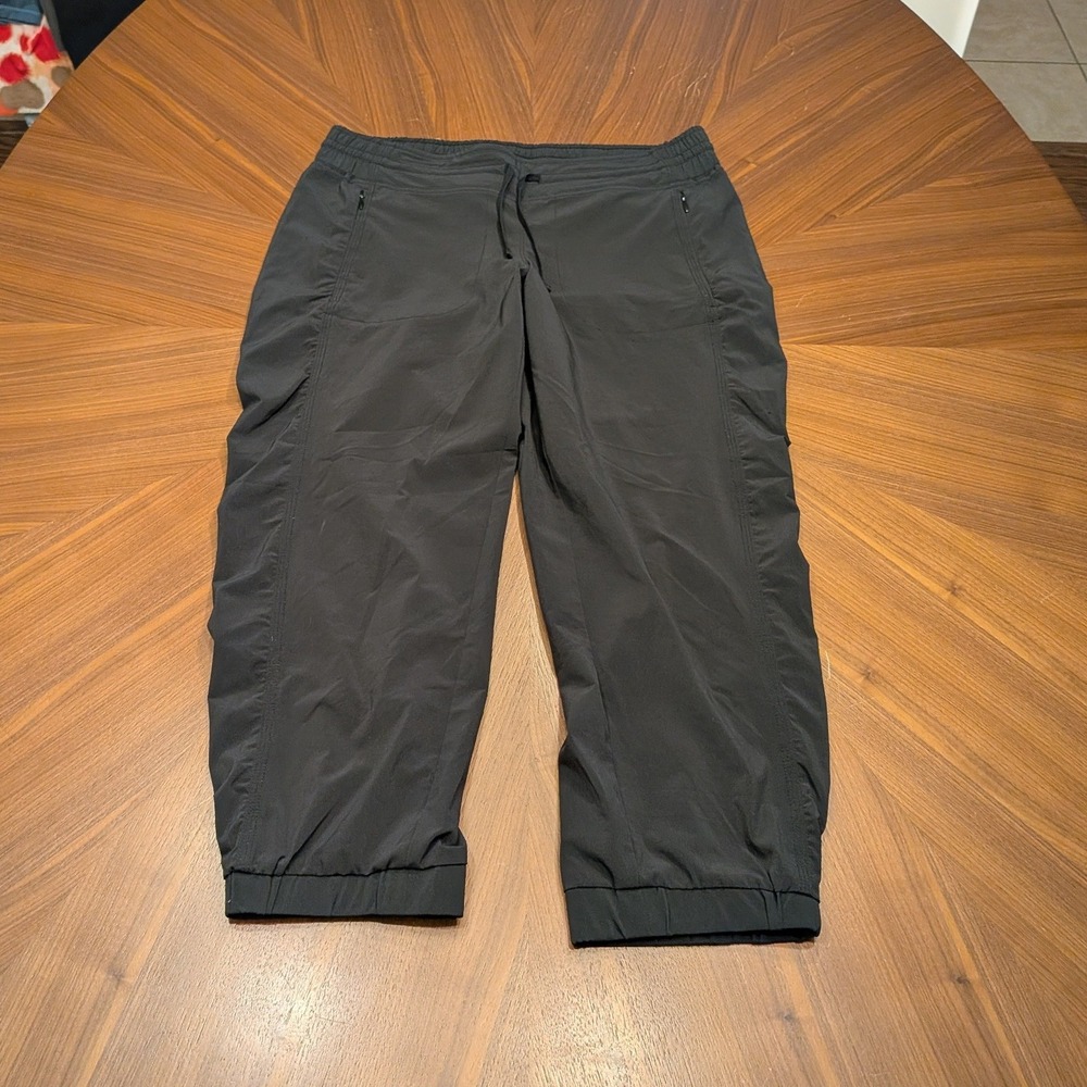 Athleta Trekkie North Jogger Women 6 Black Excellent Ruched Hiking Pants